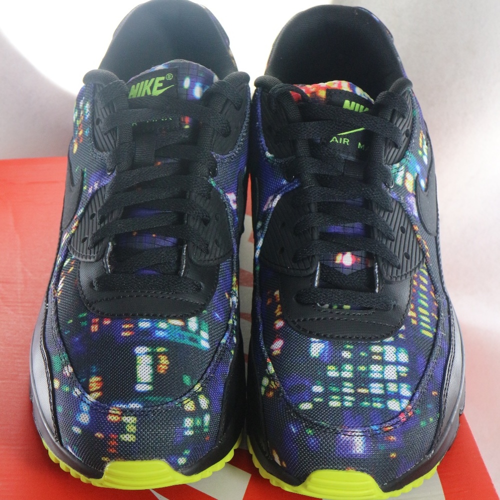 NIKE Air Max 90 Premium 'City Lights' Sneakers Sz 11.5 US Men - Picture 6 of 8